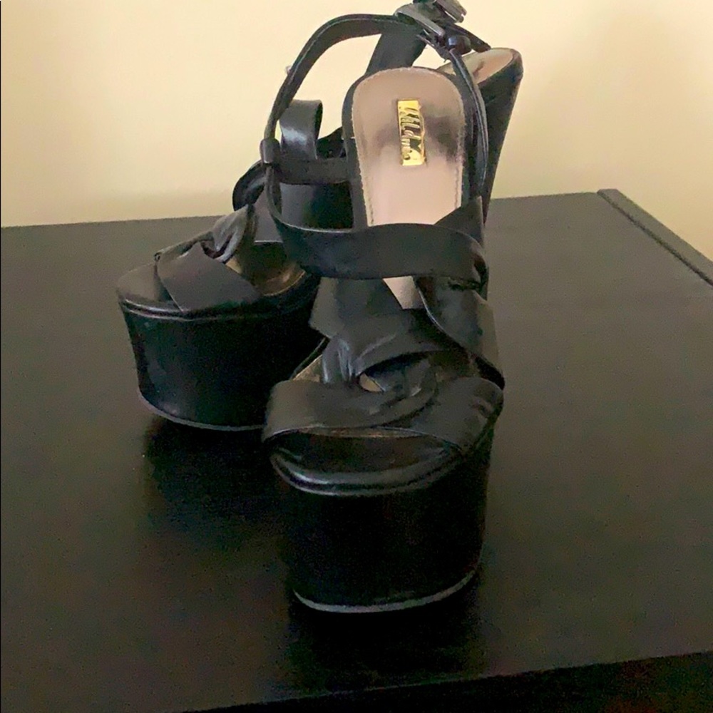 Wild Pair sky high platforms 5.5